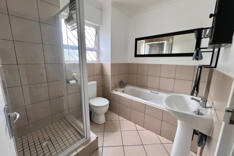 2 Bedroom Property for Sale in Buh Rein Estate Western Cape